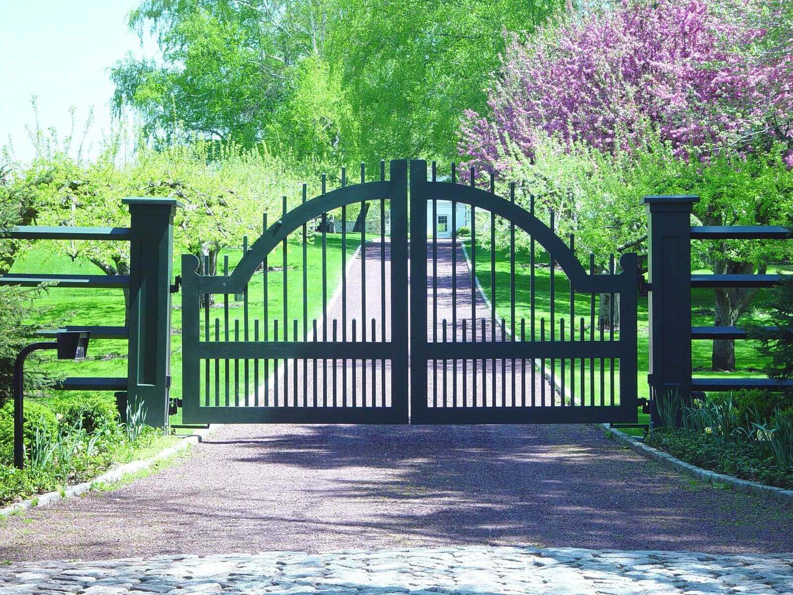 Automated Driveway Gates in New York | Tri State Gate